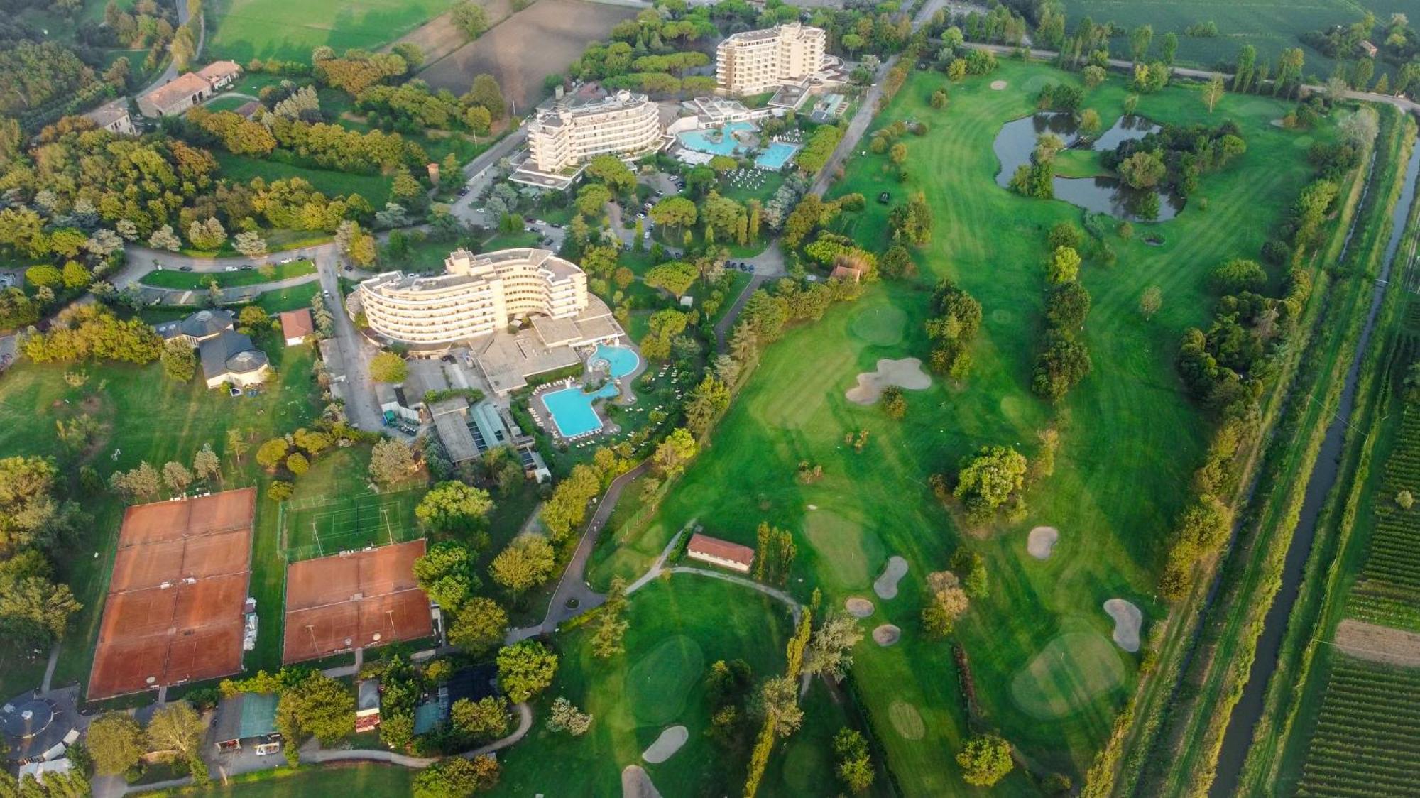 Galzignano Resort Terme & Golf - Hotel Majestic Galzignano Terme Bagian luar foto